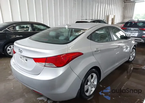2013 Hyundai Elantra Gls z USA, uszkodzony, nr VIN KMHDH4AE9DU773006